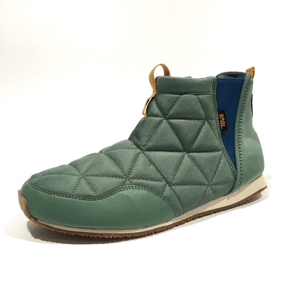 TEVA EMBER MID QUILTED CAMPING BOOTS -HELIX GREEN -YOUTH US 7 /WOMEN 8.5 -NEW - Picture 1 of 6